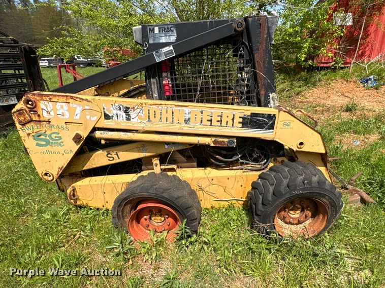image for item EF1059 1997 John Deere 8875 skid steer loader