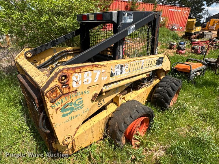 image for item EF1059 1997 John Deere 8875 skid steer loader