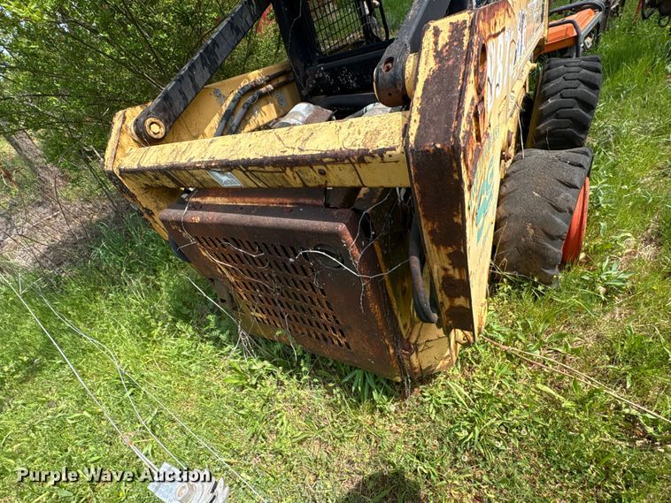 image for item EF1059 1997 John Deere 8875 skid steer loader
