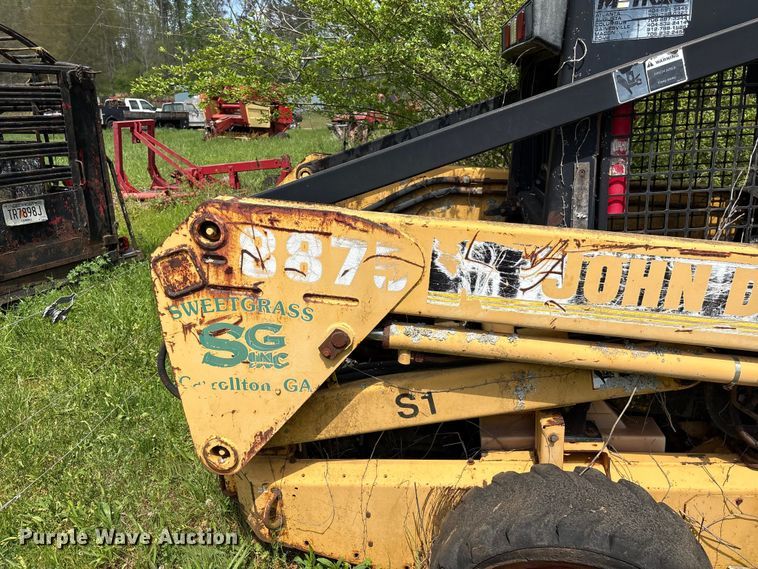 image for item EF1059 1997 John Deere 8875 skid steer loader