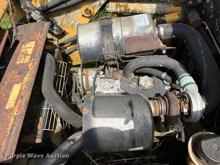 image for item EF1059 1997 John Deere 8875 skid steer loader