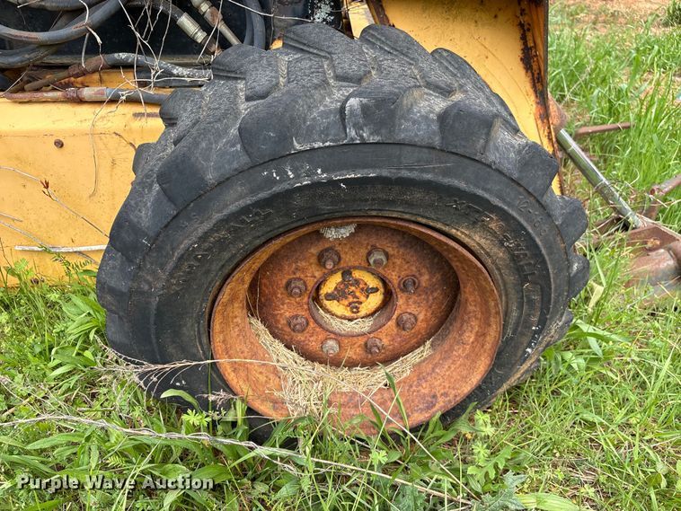 image for item EF1059 1997 John Deere 8875 skid steer loader