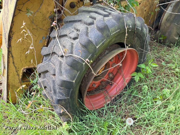 image for item EF1059 1997 John Deere 8875 skid steer loader