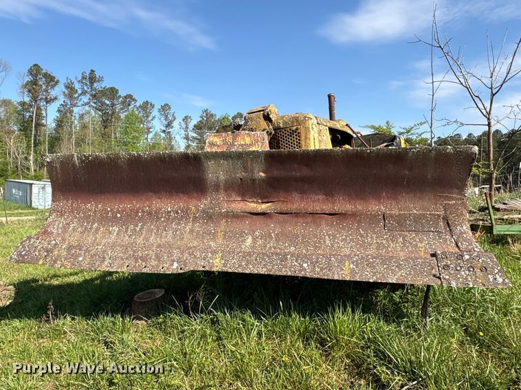 image for item EF1064 Caterpillar dozer