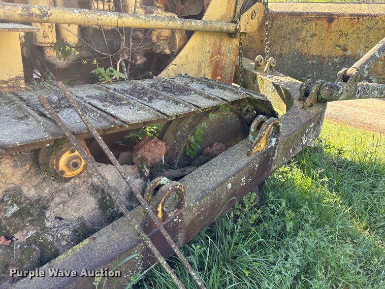 image for item EF1064 Caterpillar dozer