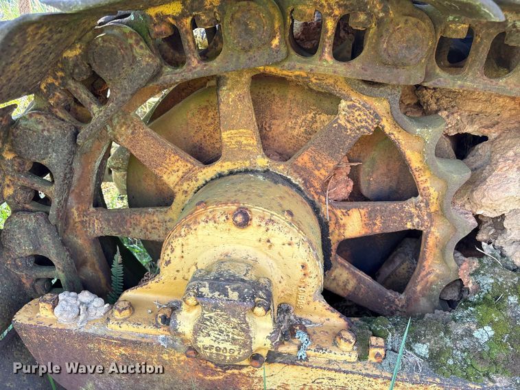 image for item EF1064 Caterpillar dozer