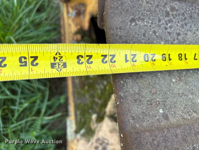 image for item EF1064 Caterpillar dozer