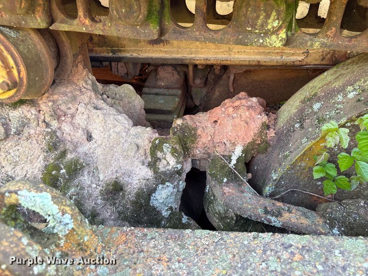 image for item EF1064 Caterpillar dozer