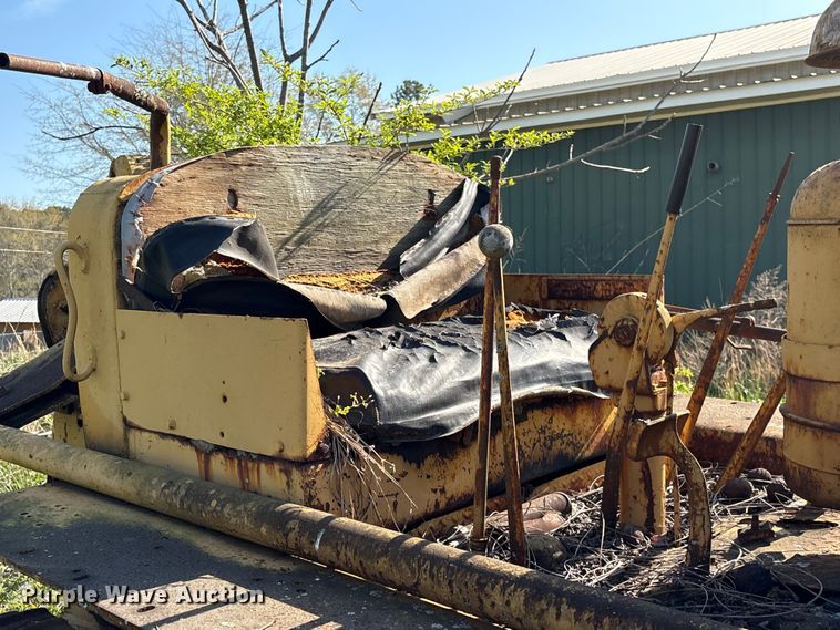 image for item EF1064 Caterpillar dozer