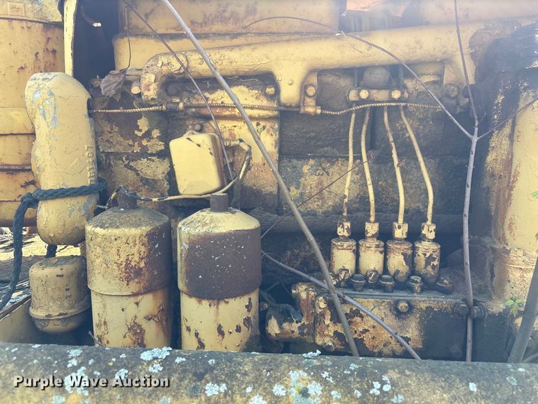 image for item EF1064 Caterpillar dozer