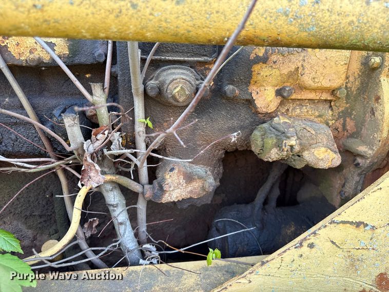 image for item EF1064 Caterpillar dozer