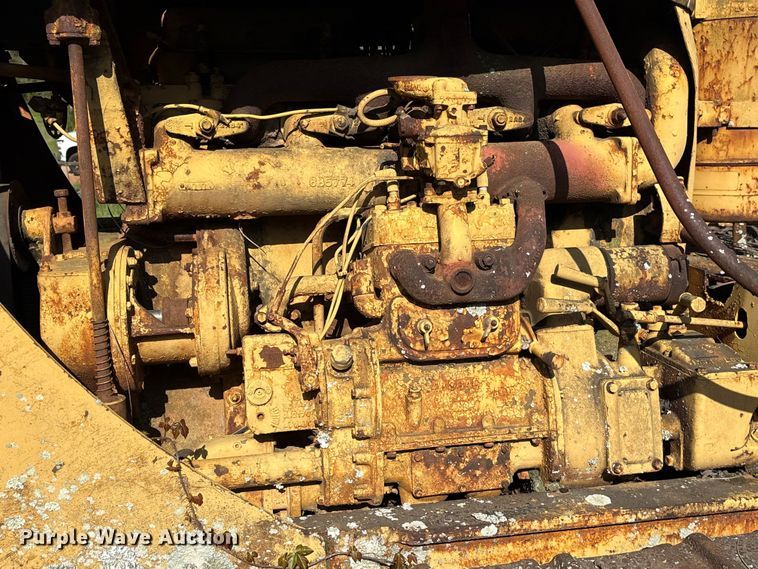 image for item EF1064 Caterpillar dozer