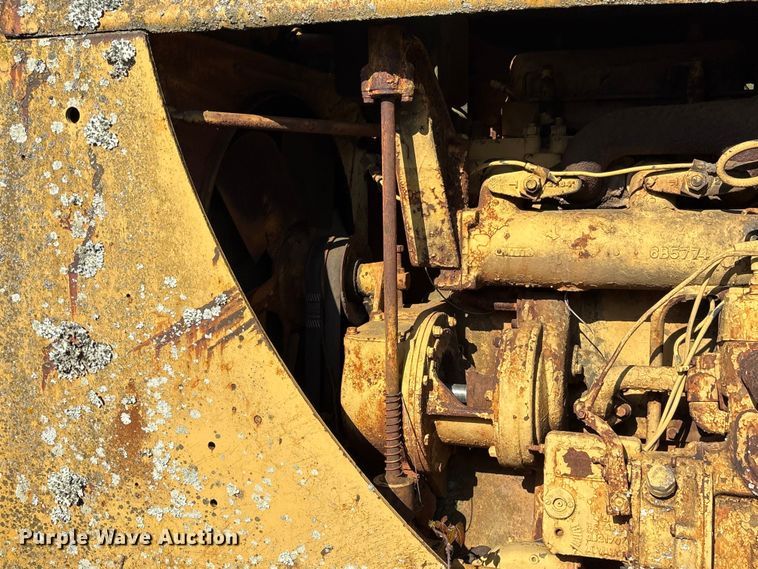 image for item EF1064 Caterpillar dozer