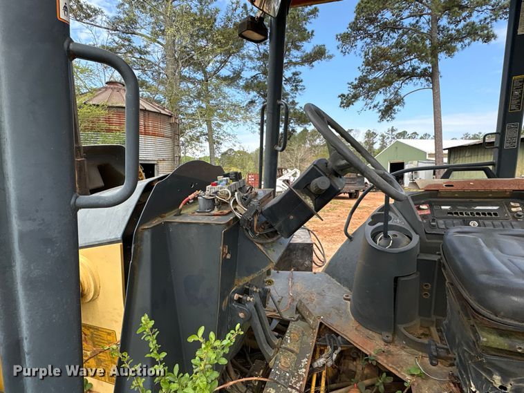 image for item EF1066 2001 John Deere 410G backhoe