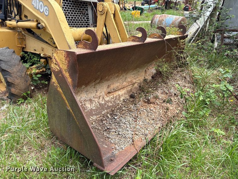 image for item EF1066 2001 John Deere 410G backhoe