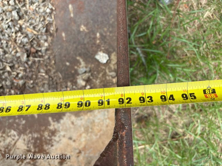 image for item EF1066 2001 John Deere 410G backhoe