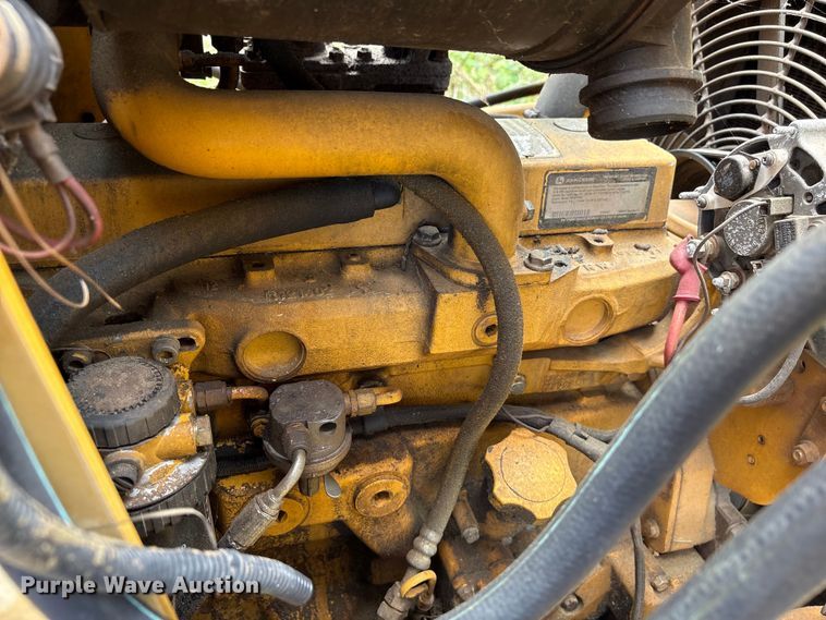 image for item EF1066 2001 John Deere 410G backhoe