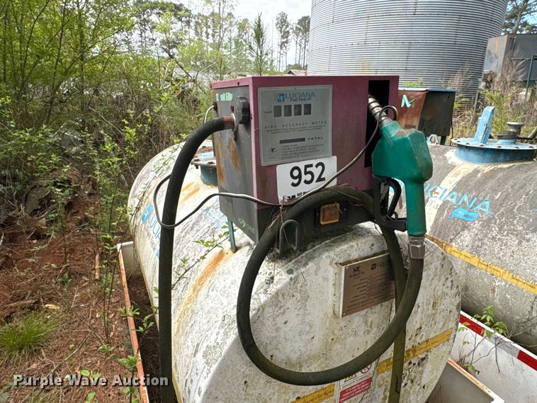 image for item EF1067 (2) 2018 Marotta fuel tanks