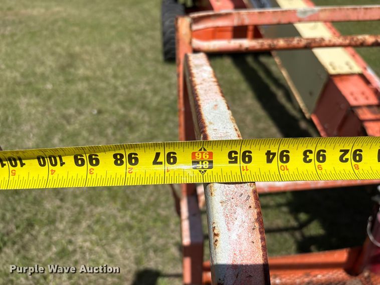 image for item EF1076 2011 JLG 600S boom lift