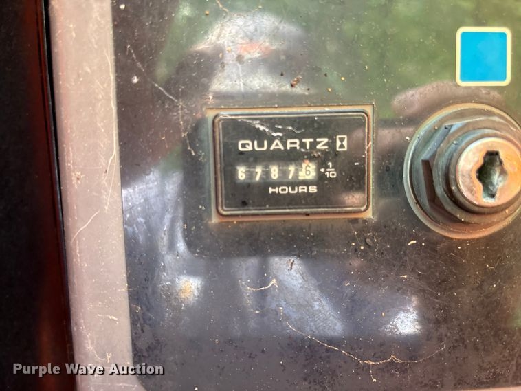 image for item EF1076 2011 JLG 600S boom lift