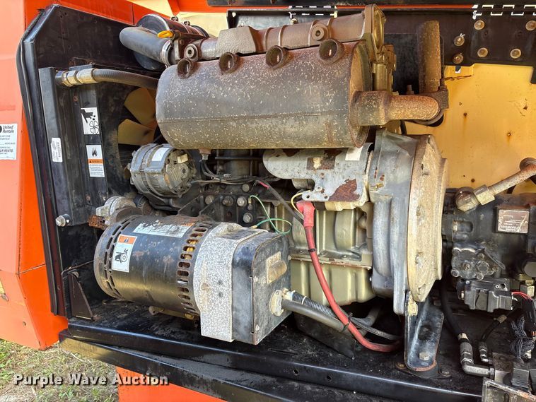 image for item EF1076 2011 JLG 600S boom lift