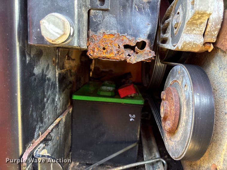 image for item EF1076 2011 JLG 600S boom lift