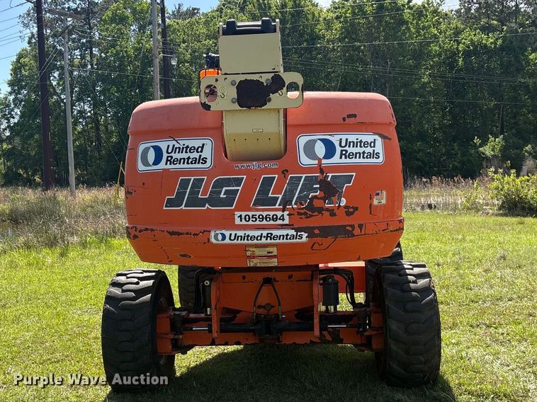 image for item EF1077 2008 JLG 600S boom lift