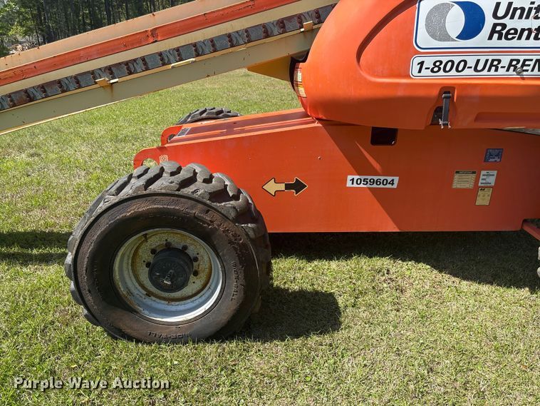 image for item EF1077 2008 JLG 600S boom lift