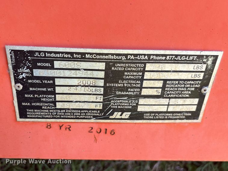 image for item EF1077 2008 JLG 600S boom lift