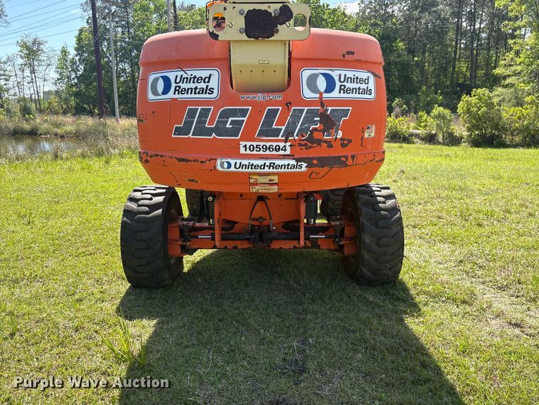 image for item EF1077 2008 JLG 600S boom lift