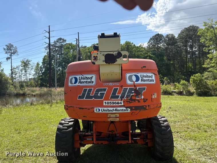 image for item EF1077 2008 JLG 600S boom lift
