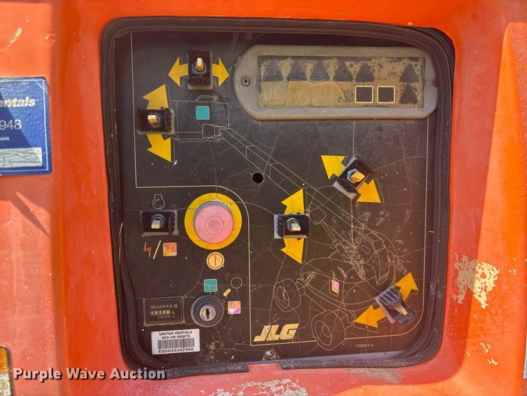 image for item EF1077 2008 JLG 600S boom lift