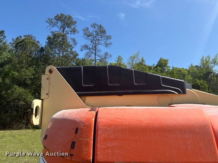 image for item EF1077 2008 JLG 600S boom lift