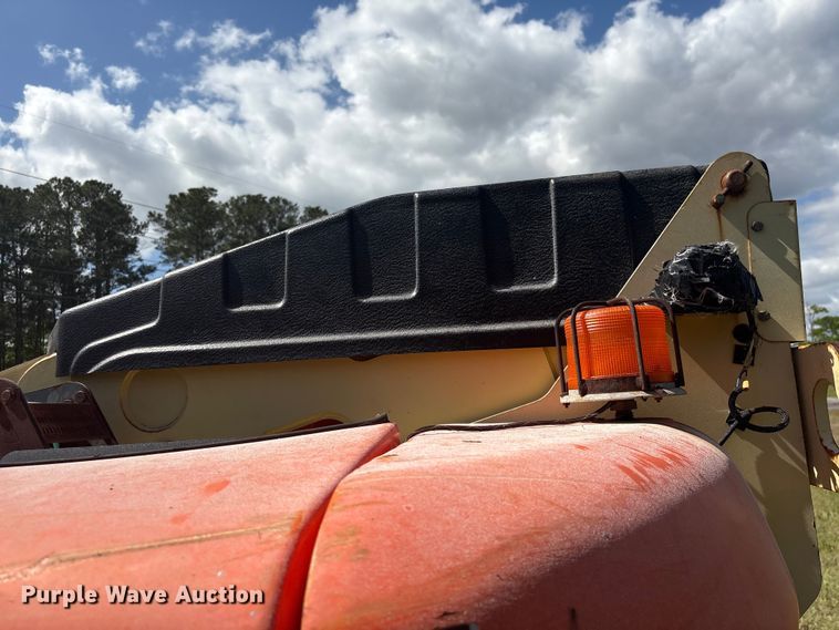 image for item EF1077 2008 JLG 600S boom lift