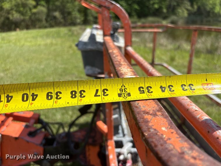 image for item EF1077 2008 JLG 600S boom lift