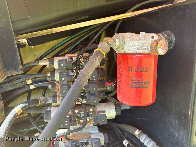 image for item EF1077 2008 JLG 600S boom lift