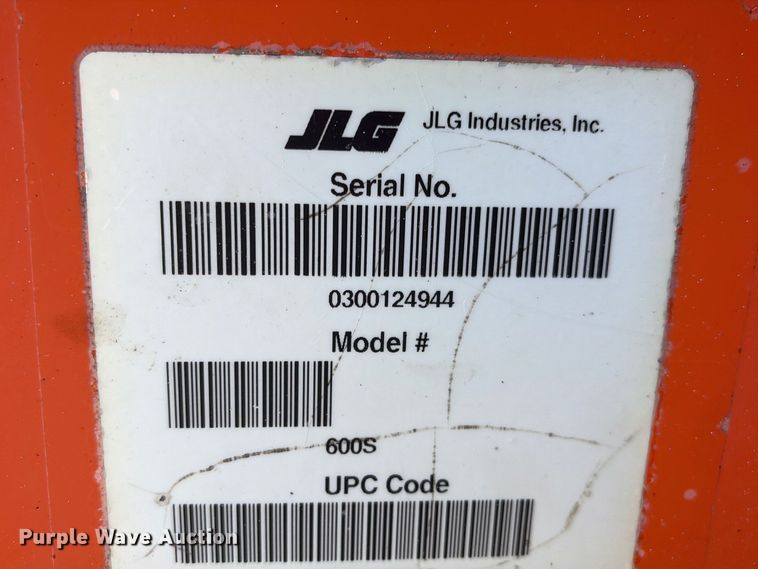 image for item EF1077 2008 JLG 600S boom lift