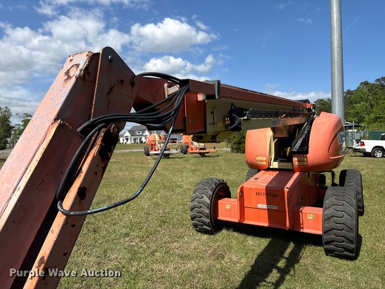 image for item EF1078 2008 JLG 600SJ boom lift
