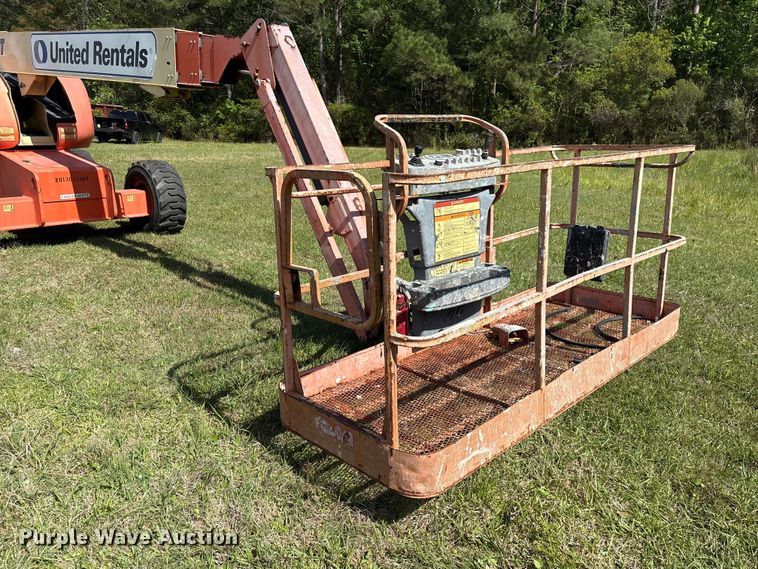 image for item EF1078 2008 JLG 600SJ boom lift