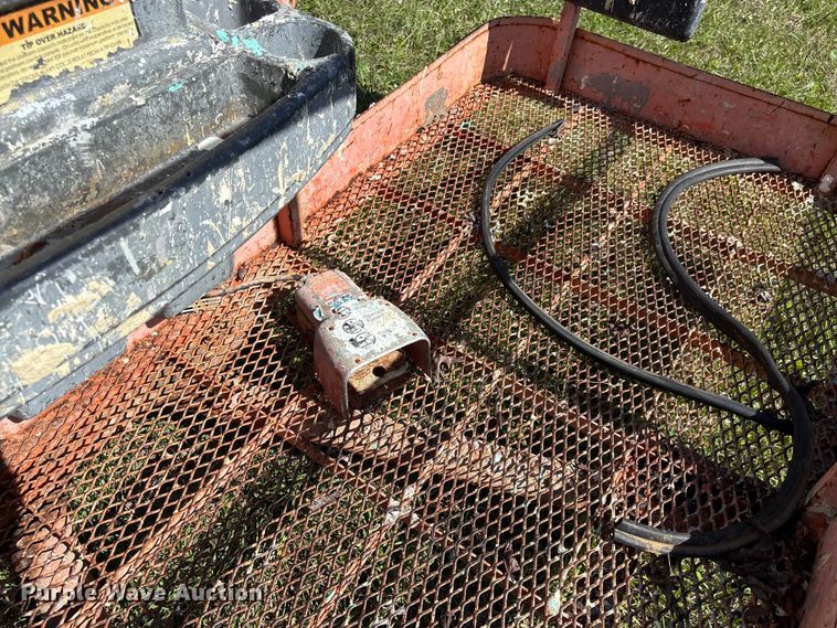 image for item EF1078 2008 JLG 600SJ boom lift