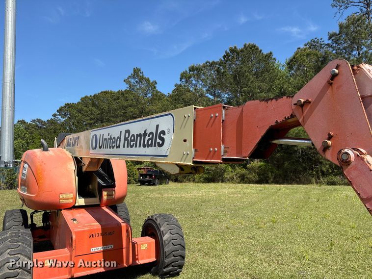 image for item EF1078 2008 JLG 600SJ boom lift