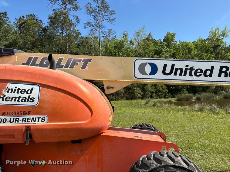 image for item EF1078 2008 JLG 600SJ boom lift