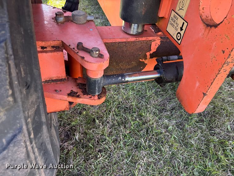 image for item EF1078 2008 JLG 600SJ boom lift