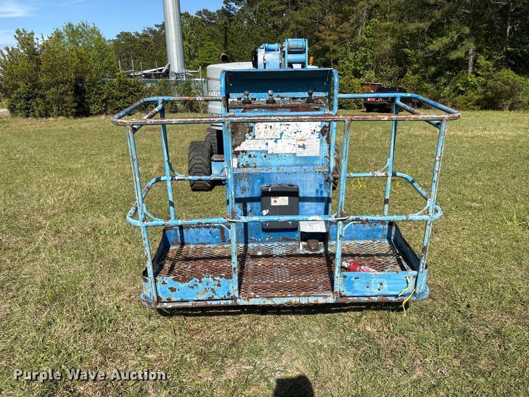 image for item EF1079 2013 Genie Z45 boom lift