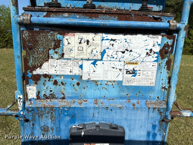 image for item EF1079 2013 Genie Z45 boom lift