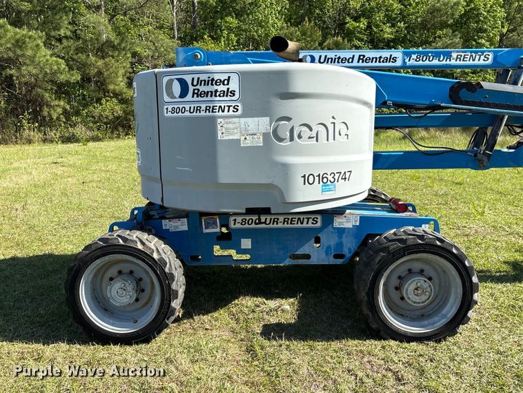 image for item EF1079 2013 Genie Z45 boom lift