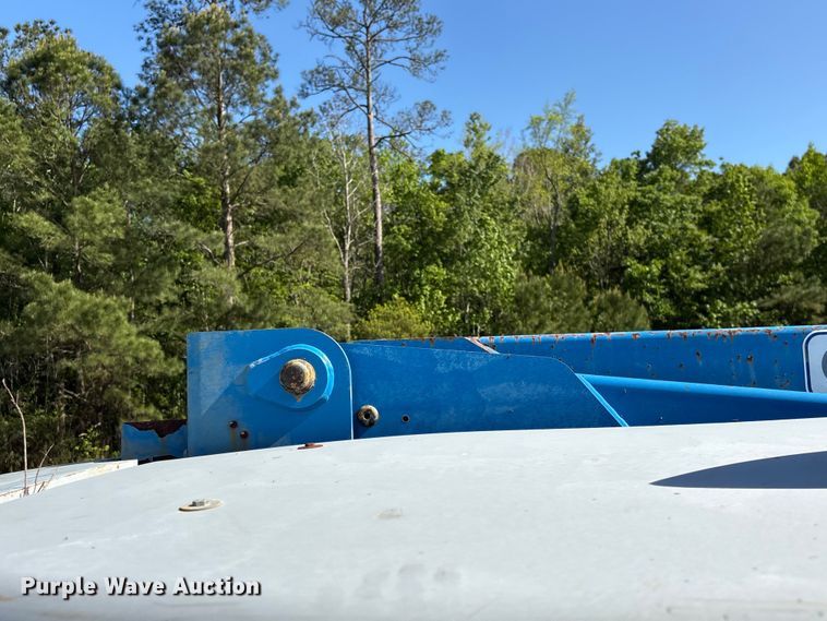 image for item EF1079 2013 Genie Z45 boom lift