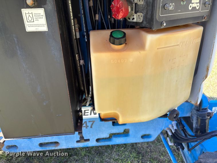 image for item EF1079 2013 Genie Z45 boom lift