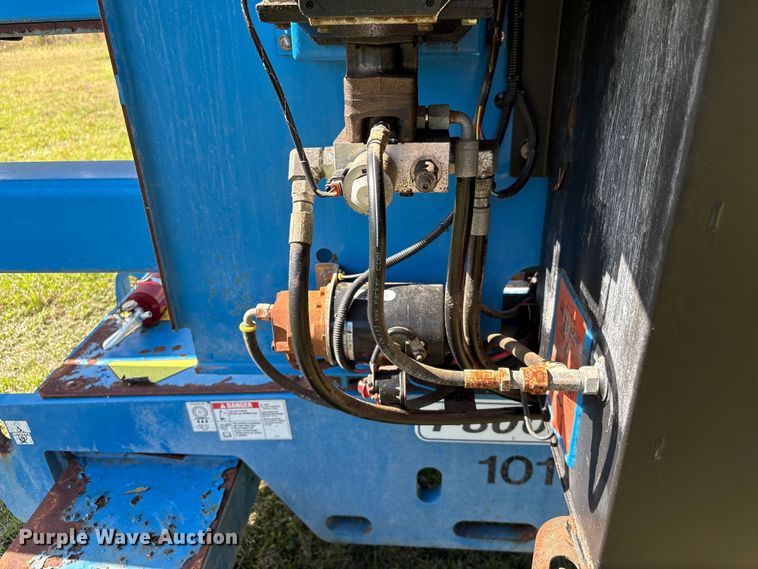 image for item EF1079 2013 Genie Z45 boom lift