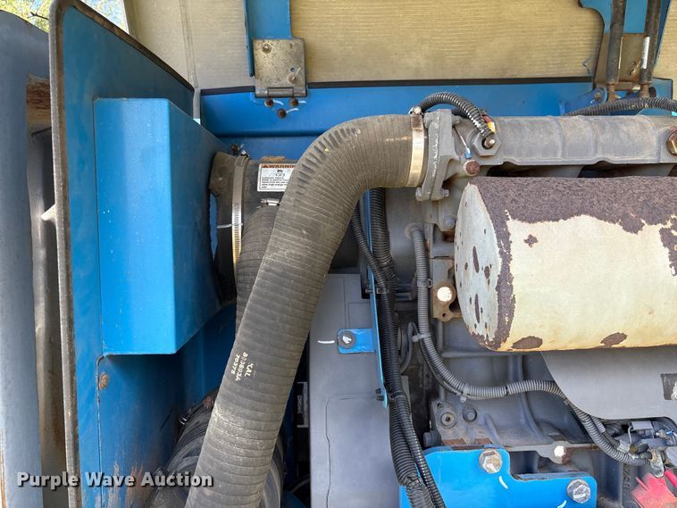 image for item EF1079 2013 Genie Z45 boom lift